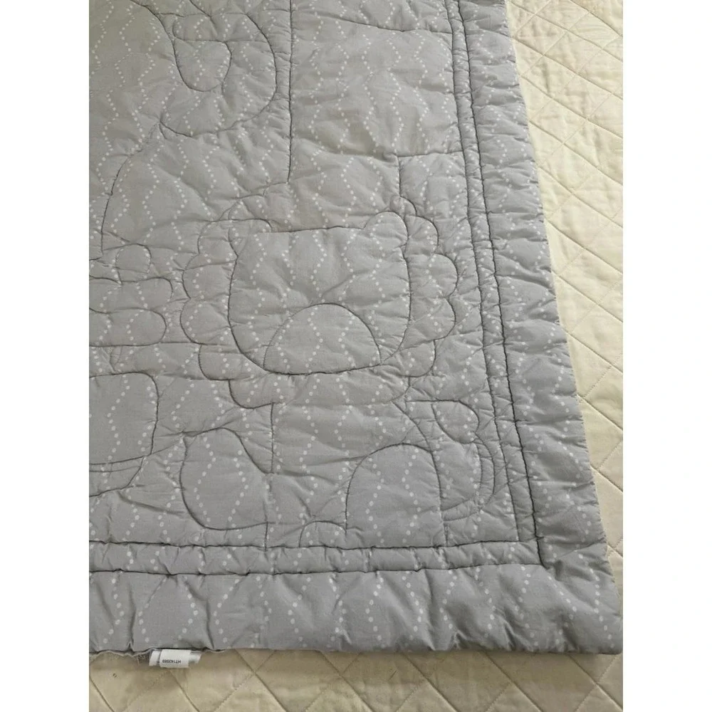 Circo Safari Jungle Animals Baby Crib Quilt Elephant Giraffe Lion Gray